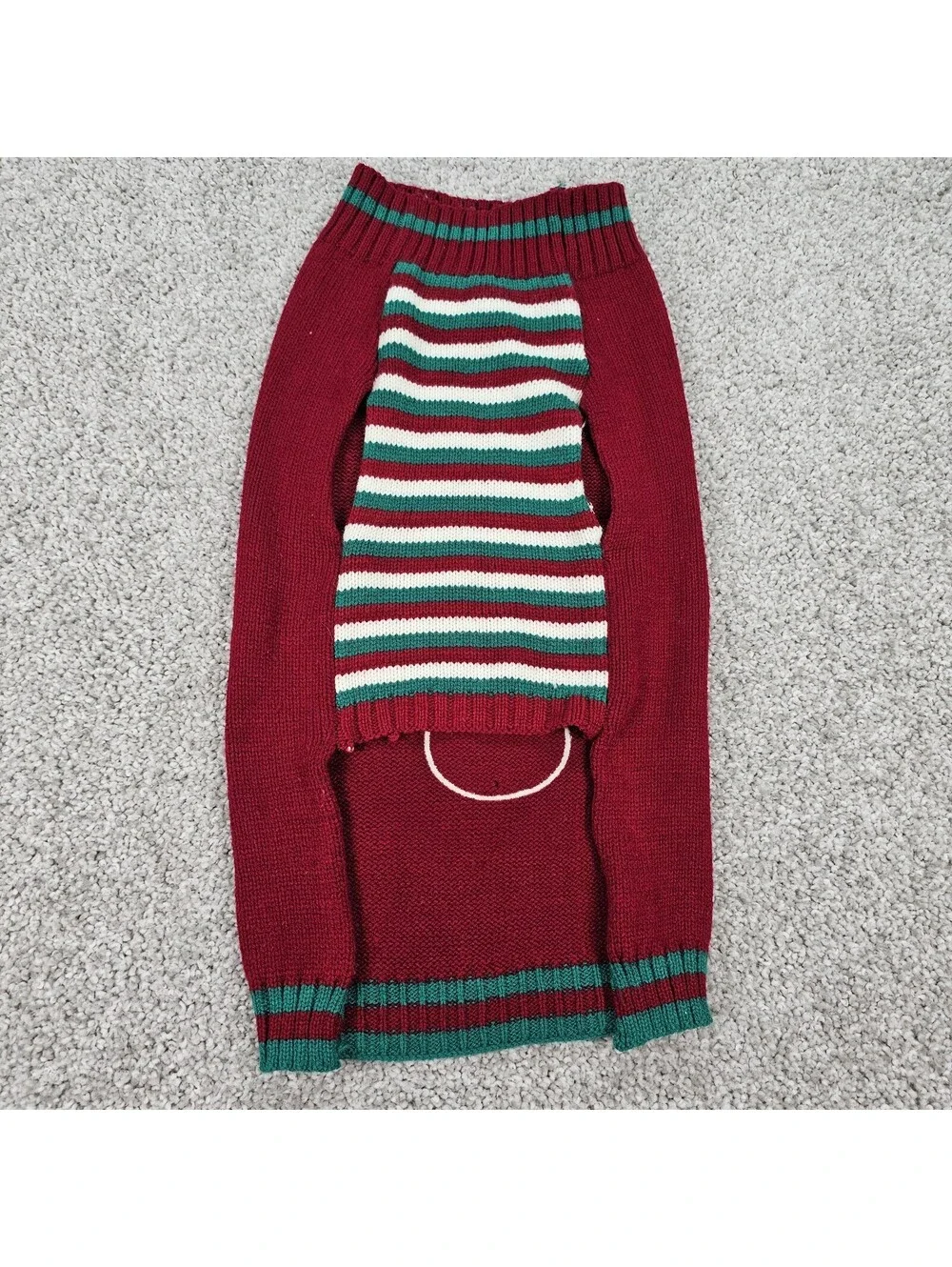 Petco Christmas Winter Sweater Embroidered Snowman Tagged XL Measures Medium